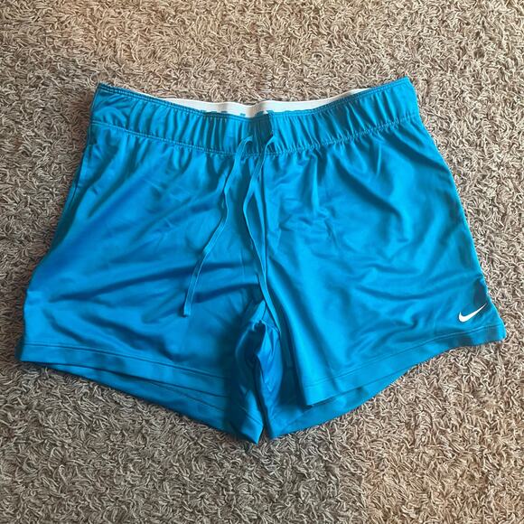 NWT! Nike Women's Dri-Fit Attack Training Shorts Blue Size Medium - Picture 6 of 6